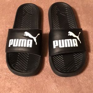 PreOwned puma slides